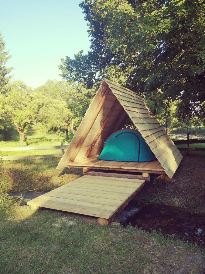 Hotel Kamp Na Otoku - Ljubno Ob Savinji Esterno foto