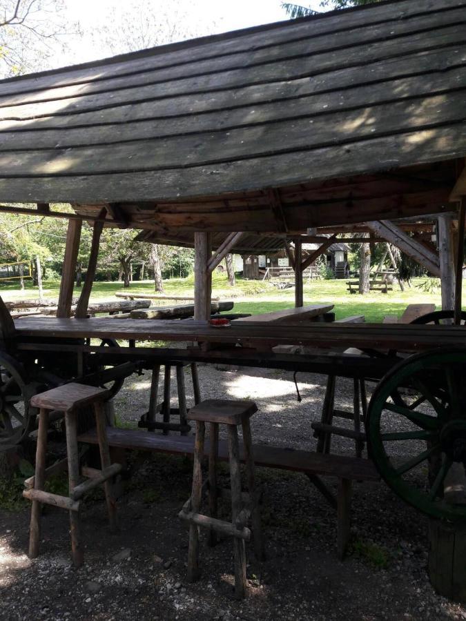 Hotel Kamp Na Otoku - Ljubno Ob Savinji Esterno foto