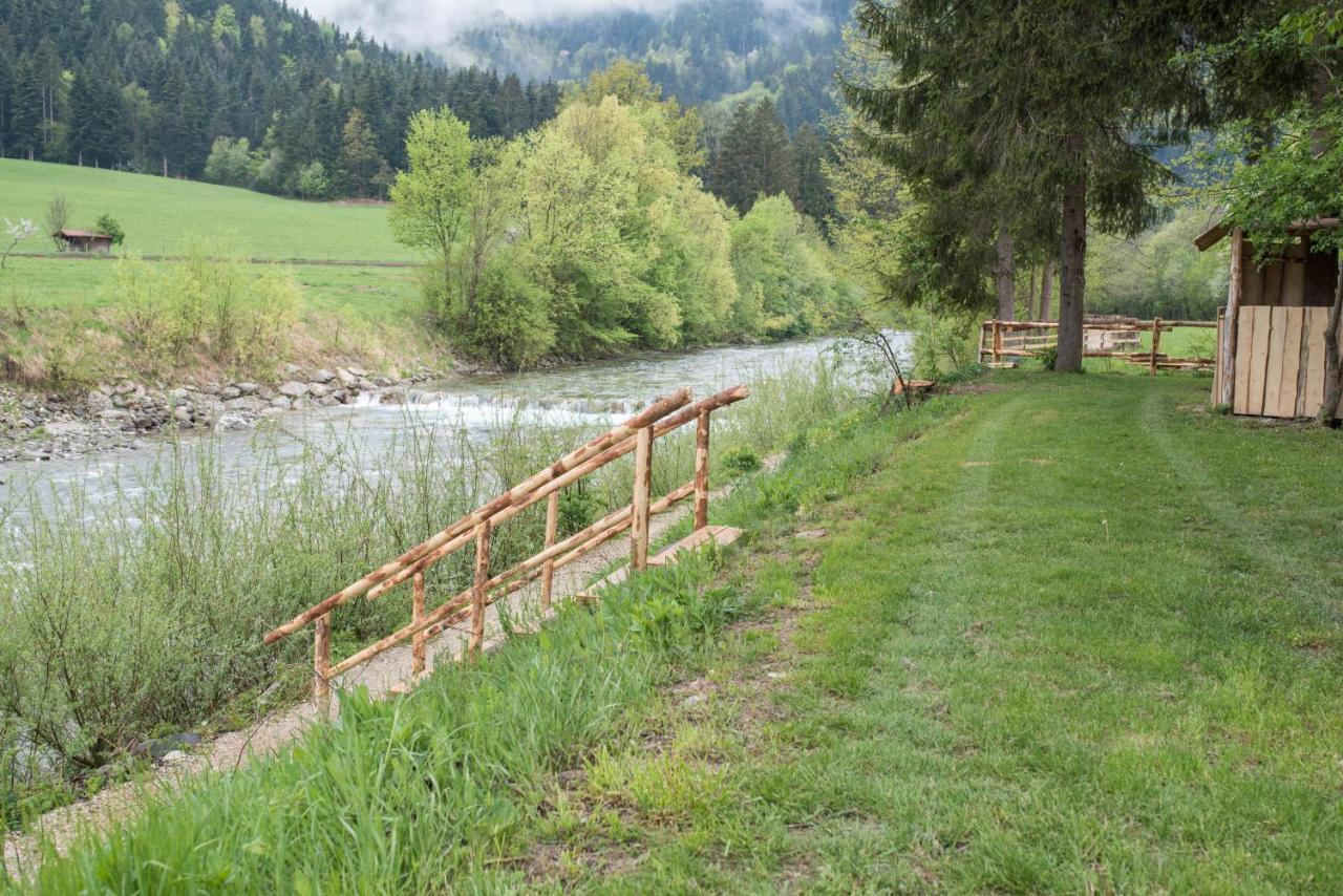 Hotel Kamp Na Otoku - Ljubno Ob Savinji Esterno foto